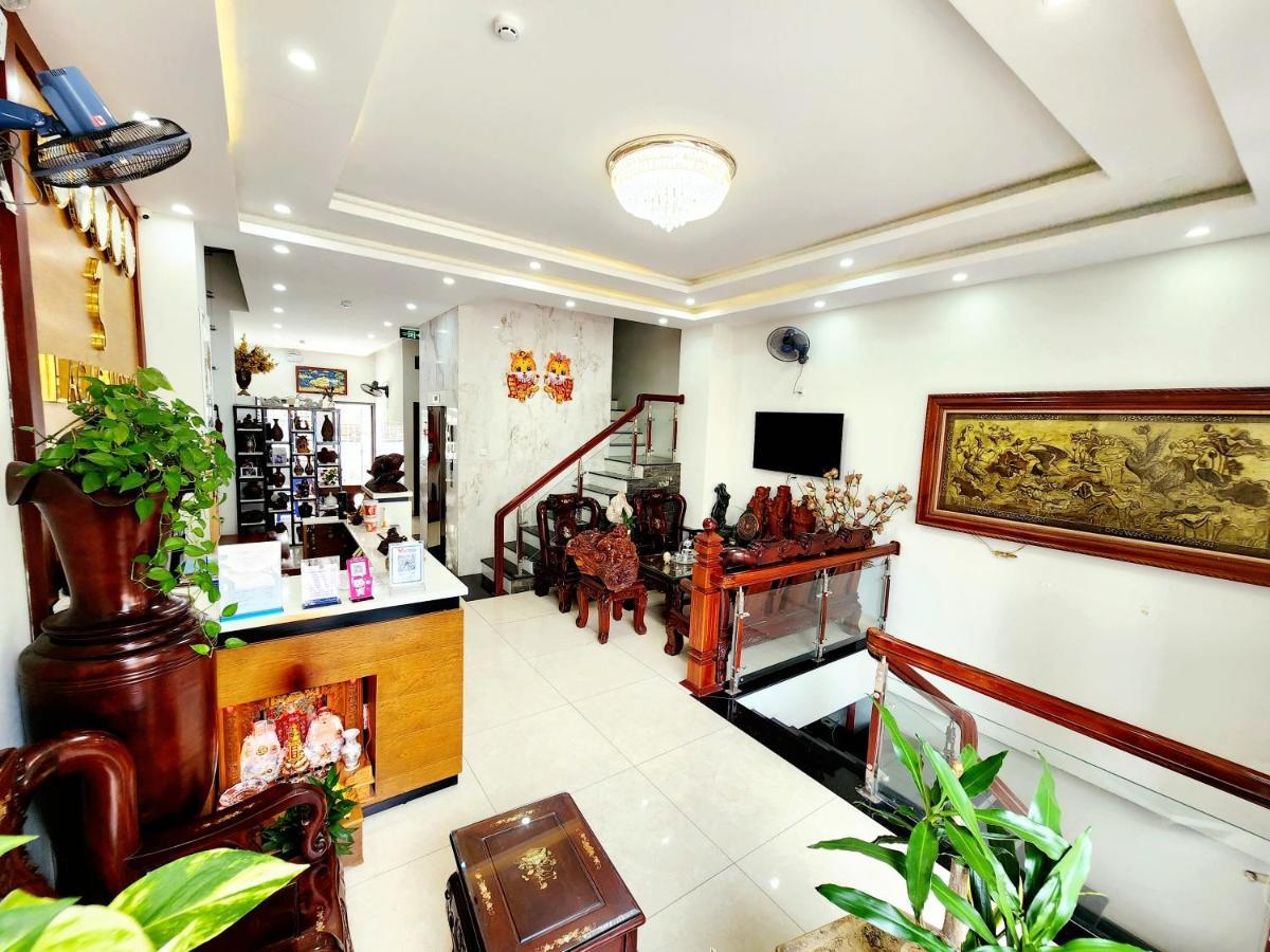 Lacas Hotel Куи Нхон Екстериор снимка