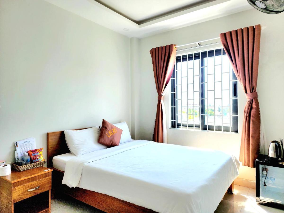 Lacas Hotel Куи Нхон Екстериор снимка