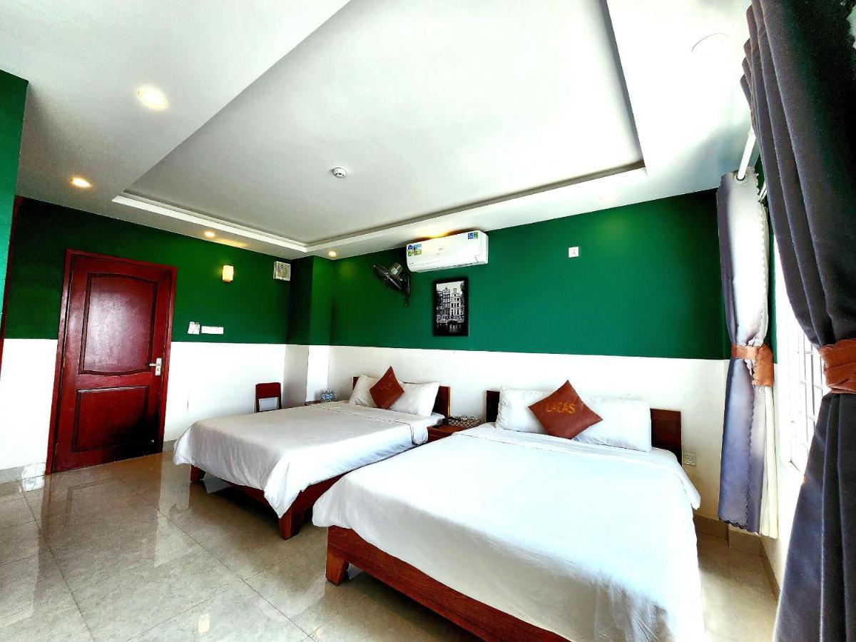 Lacas Hotel Куи Нхон Екстериор снимка