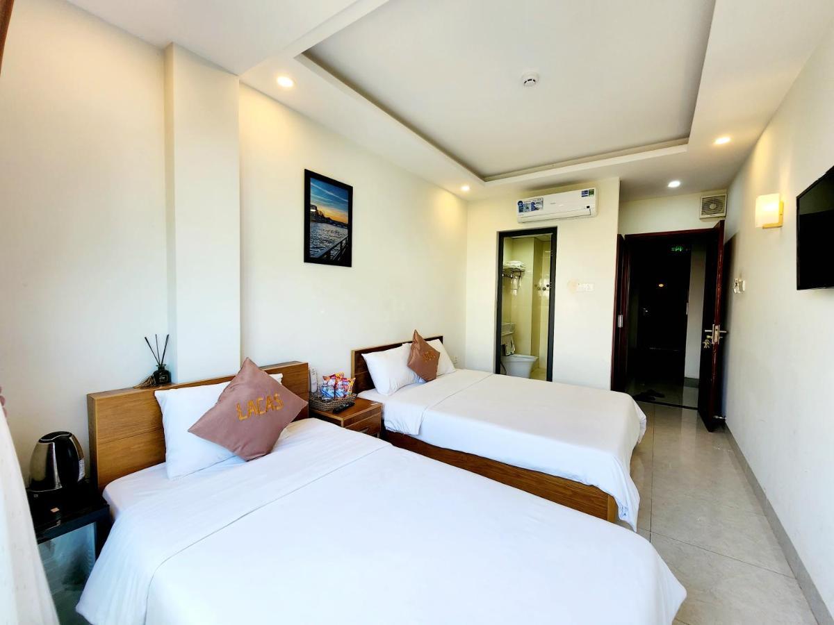 Lacas Hotel Куи Нхон Екстериор снимка